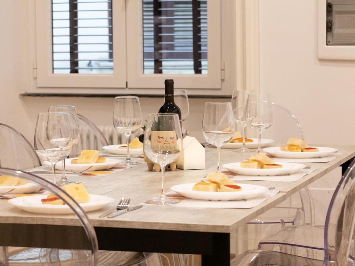 The Best Rent - Elegant Five-Bedrooms Apartment Near Colosseo Roma Eksteriør bilde